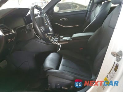 Zdjęcie 7 z 12 samochodu: 2020 BMW 330I VIN:3MW5R1J08L8B07045 - miniatura