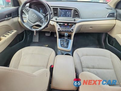 Zdjęcie 8 z 12 samochodu: 2017 HYUNDAI ELANTRA VALUE EDITION VIN:KMHD84LF9HU238575 - miniatura