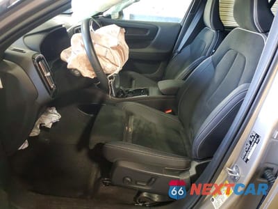 Zdjęcie 7 z 13 samochodu: 2023 VOLVO XC40 RECHARGE PLUS VIN:YV4ED3UL3P2102839 - miniatura