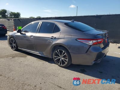Drugie zdjęcie samochodu z przodu: 2019 TOYOTA CAMRY SE VIN:4T1B11HKXKU172769 - miniatura