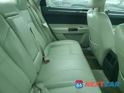 Zdjęcie 10 z 12 samochodu: 2007 CHRYSLER 300C VIN:2C3KA63H27H898184 - miniatura