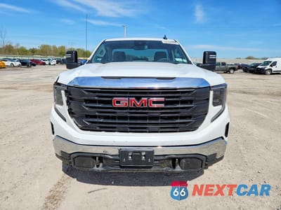Piąte zdjęcie samochodu w środku: 2025 GMC SIERRA K1500 VIN:3GTNUAED6SG197458 - miniatura