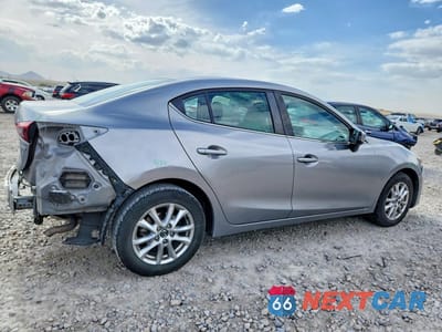 Trzecie zdjęcie samochodu z tyłu: 2016 MAZDA 3 SPORT VIN:JM1BM1U75G1336404 - miniatura