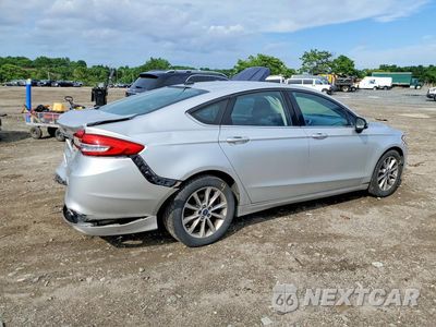 Trzecie zdjęcie samochodu z tyłu: 2017 FORD FUSION SE VIN:3FA6P0H77HR125635 - miniatura