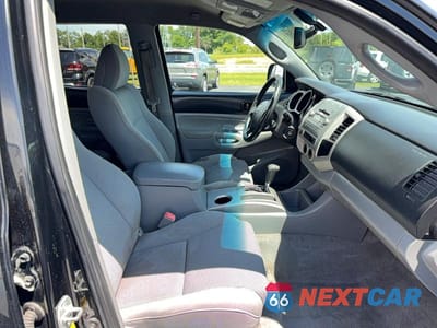 Piąte zdjęcie samochodu w środku: 2010 TOYOTA TACOMA DOUBLE CAB VIN:5TELU4EN2AZ718826 - miniatura