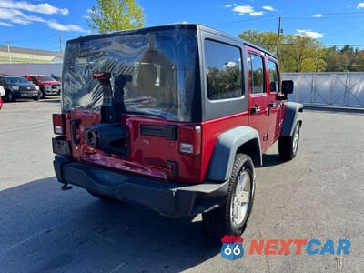Trzecie zdjęcie samochodu z tyłu: 2012 JEEP WRANGLER UNLIMITED SPORT VIN:1C4BJWDG0CL121971 - miniatura
