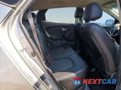 Zdjęcie 10 z 12 samochodu: 2012 HYUNDAI TUCSON GLS VIN:KM8JU3AC4CU537112 - miniatura