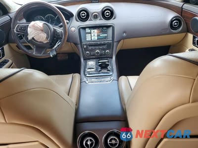 Zdjęcie 8 z 12 samochodu: 2014 JAGUAR XJL PORTFOLIO VIN:SAJWA2GZ3E8V73587 - miniatura