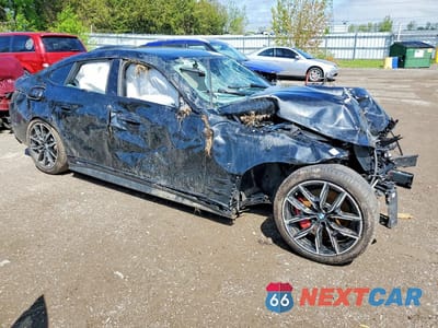 Czwarte zdjęcie samochodu z boku: 2025 BMW I4 EDRIVE 35 VIN:WBY13HD0XSFV22377 - miniatura