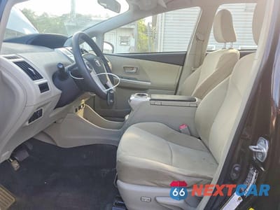 Zdjęcie 7 z 12 samochodu: 2012 TOYOTA PRIUS V THREE VIN:JTDZN3EU0C3119403 - miniatura