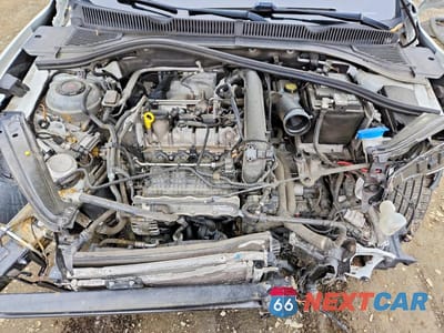 Zdjęcie 11 z 12 samochodu: 2019 VOLKSWAGEN JETTA SEL VIN:3VWE57BU8KM108444 - miniatura