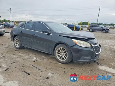 Czwarte zdjęcie samochodu z boku: 2015 CHEVROLET MALIBU 1LT VIN:1G11C5SL8FF134463 - miniatura