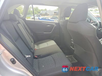 Zdjęcie 10 z 13 samochodu: 2023 TOYOTA RAV4 XLE VIN:2T3W1RFV3PC232372 - miniatura