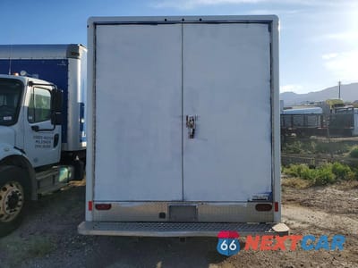 Zdjęcie 6 z 13 samochodu: 2019 CHEVROLET EXPRESS G3500 VIN:1GB3GSCG3K1346560 - miniatura