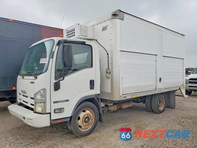 2014 ISUZU NPR HD REFRIGERATED BOX TRUCK 54DC4W1C9ES804933 - główne zdjęcie licytacji z USA - miniatura