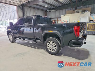 Drugie zdjęcie samochodu z przodu: 2022 GMC SIERRA K2500 DENALI VIN:1GT49REY7NF104466 - miniatura