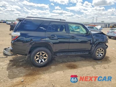 Trzecie zdjęcie samochodu z tyłu: 2021 TOYOTA 4RUNNER TRD OFF-ROAD PREMIUM VIN:JTERU5JR0M5874889 - miniatura