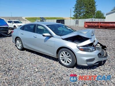 Czwarte zdjęcie samochodu z boku: 2018 CHEVROLET MALIBU LT VIN:1G1ZD5ST4JF173902 - miniatura