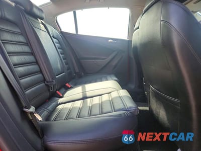 Zdjęcie 10 z 12 samochodu: 2007 VOLKSWAGEN PASSAT 3.6L 4MOTION SPORT VIN:WVWDU93C97P106545 - miniatura