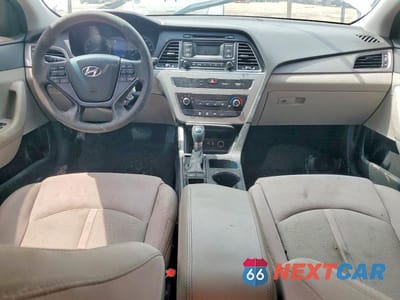 Zdjęcie 8 z 12 samochodu: 2015 HYUNDAI SONATA SE VIN:5NPE24AFXFH053147 - miniatura