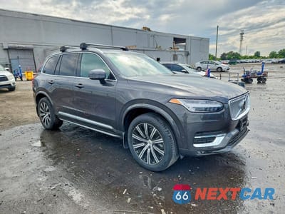Czwarte zdjęcie samochodu z boku: 2024 VOLVO XC90 PLUS VIN:YV4062PE0R1151579 - miniatura