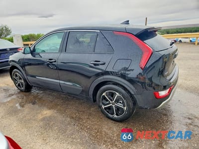 Drugie zdjęcie samochodu z przodu: 2026 KIA NIRO LX VIN:KNDCP3LE6T5341721 - miniatura