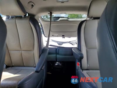 Zdjęcie 10 z 13 samochodu: 2018 KIA SEDONA SX VIN:KNDMC5C17J6350038 - miniatura