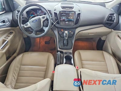 Zdjęcie 8 z 13 samochodu: 2014 FORD ESCAPE SE VIN:1FMCU0GX7EUC81553 - miniatura