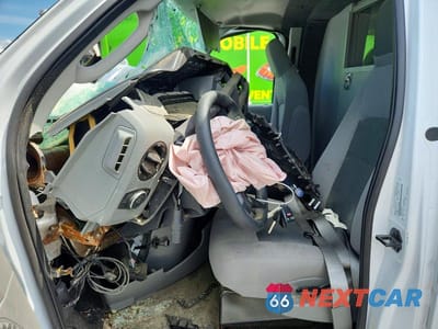 Zdjęcie 7 z 13 samochodu: 2026 FORD ECONOLINE - AMBULANCE VIN:1FDWE3FN7TDD02538 - miniatura