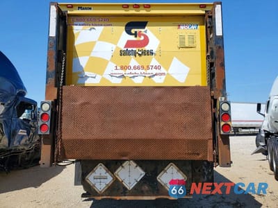 Zdjęcie 6 z 10 samochodu: 2007 INTERNATIONAL 4000 4300 - BOX TRUCK VIN:1HTMMAAN57H436962 - miniatura