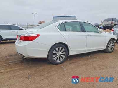 Trzecie zdjęcie samochodu z tyłu: 2015 HONDA ACCORD EXL VIN:1HGCR3F86FA023935 - miniatura