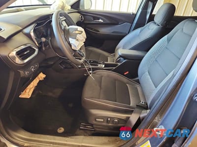 Zdjęcie 7 z 14 samochodu: 2022 CHEVROLET TRAILBLAZER LT VIN:KL79MPSL5NB069724 - miniatura