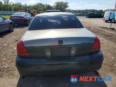 Zdjęcie 6 z 12 samochodu: 2004 MERCURY GRAND MARQUIS GS VIN:2MEFM74W54X692994 - miniatura