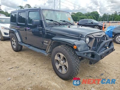 Czwarte zdjęcie samochodu z boku: 2017 JEEP WRANGLER UNLIMITED SAHARA VIN:1C4BJWEG8HL600306 - miniatura