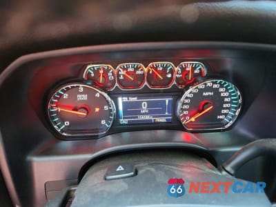 Zdjęcie 9 z 12 samochodu: 2018 CHEVROLET SILVERADO K1500 LT VIN:3GCUKREC4JG416374 - miniatura