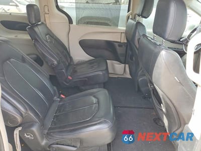 Zdjęcie 11 z 13 samochodu: 2018 CHRYSLER PACIFICA TOURING L VIN:2C4RC1BG4JR163322 - miniatura