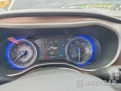 Zdjęcie 9 z 13 samochodu: 2017 CHRYSLER PACIFICA TOURING L VIN:2C4RC1BG9HR534274 - miniatura
