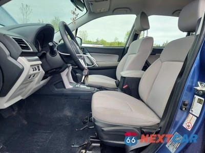 Zdjęcie 7 z 12 samochodu: 2017 SUBARU FORESTER 2.5I VIN:JF2SJABC5HH429264 - miniatura
