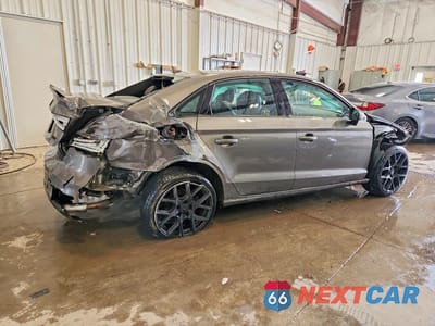 Trzecie zdjęcie samochodu z tyłu: 2015 AUDI A3 PREMIUM VIN:WAUBFGFF3F1090563 - miniatura