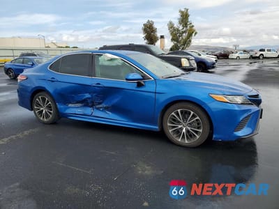 Czwarte zdjęcie samochodu z boku: 2019 TOYOTA CAMRY SE VIN:4T1B11HK2KU189002 - miniatura