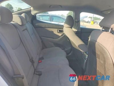 Zdjęcie 10 z 12 samochodu: 2016 HYUNDAI ELANTRA SE VIN:5NPDH4AE7GH680164 - miniatura