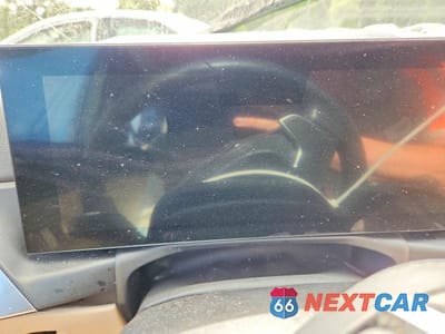 Zdjęcie 9 z 12 samochodu: 2023 BMW 330I VIN:3MW69FF0XP8D36682 - miniatura