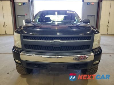 Piąte zdjęcie samochodu w środku: 2007 CHEVROLET SILVERADO K1500 VIN:2GCEK19J471632824 - miniatura