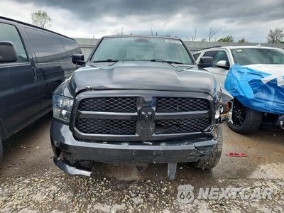 Piąte zdjęcie samochodu w środku: 2018 RAM 1500 ST VIN:1C6RR7KTXJS142799 - miniatura