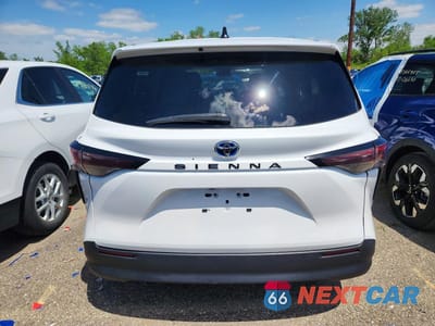 Zdjęcie 6 z 14 samochodu: 2024 TOYOTA SIENNA LE VIN:5TDKRKECXRS188016 - miniatura