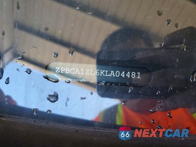Zdjęcie 12 z 12 samochodu: 2019 LAMBORGHINI URUS VIN:ZPBCA1ZL6KLA04481 - miniatura