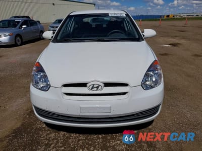Piąte zdjęcie samochodu w środku: 2008 HYUNDAI ACCENT SE VIN:KMHCN35C98U091305 - miniatura