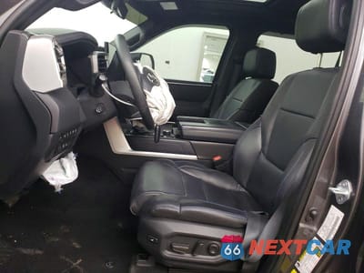 Zdjęcie 7 z 13 samochodu: 2023 TOYOTA TUNDRA PLATINUM VIN:5TFNA5DB8PX123820 - miniatura