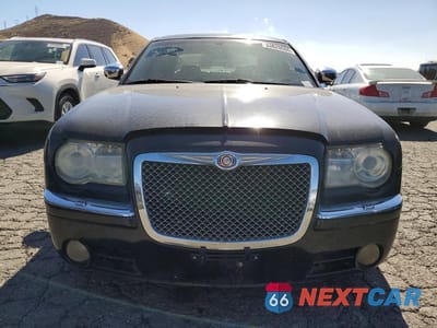Piąte zdjęcie samochodu w środku: 2006 CHRYSLER 300C VIN:2C3LA63H46H226632 - miniatura