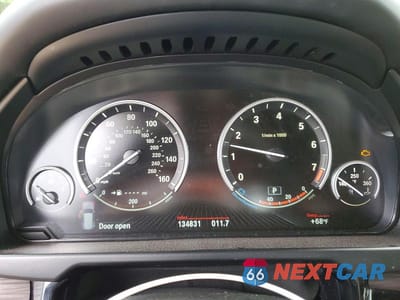 Zdjęcie 9 z 12 samochodu: 2017 BMW X5 XDRIVE50I VIN:5UXKR6C5XH0J84317 - miniatura